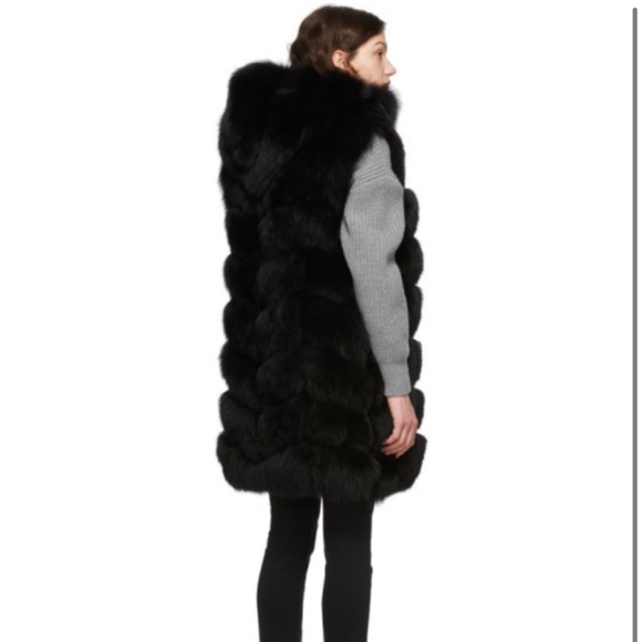 YVES Solomon Black fur vest new - Picture 3 of 11